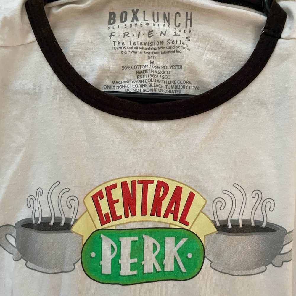 BoxLunch Central Perk Women's Tee - White - Picture 3 of 3